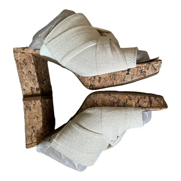 LifeStride Laguna Espadrille in cream - Picture 4 of 12